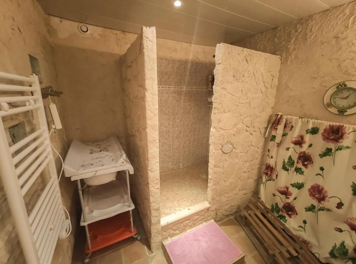 Holiday home Grande Maison Dans La Cite Medievale De Besse